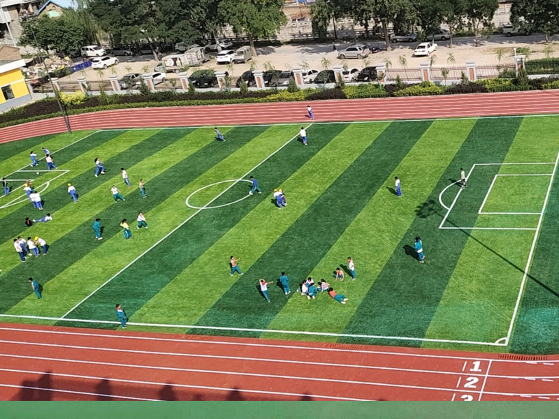 学校操场